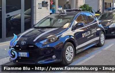 Toyota Yaris Hybrid IV serie
Polizia Locale
Comune di Andria (BT)
Allestimento Bertazzoni
Codice Automezzo: 14
POLIZIA LOCALE YA 337 AV
Parole chiave: Toyota Yaris_Hybrid_IVserie POLIZIALOCALE YA337AV