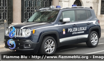 Jeep Renegade
Polizia Locale
Comune di Modugno (BA)
POLIZIA LOCALE YA 570 AH
Parole chiave: Jeep Renegade POLIZIALOCALEYA570AH