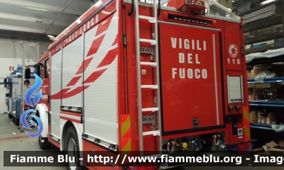 Man TGM 15.250 II serie
Vigili del Fuoco
AutoPompaSerbatoio allestimento BAI
Parole chiave: Man TGM_15.250_IIserie APS