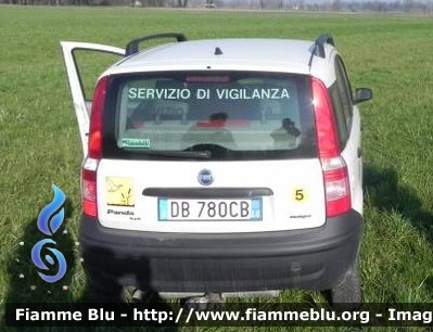 Fiat Nuova Panda I serie
Parco dell'Adda Sud
Guardia parco
Gruppo volontario di protezione civile e guardie ecologiche


Parole chiave: Fiat Nuova_Panda_Iserie