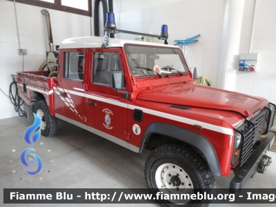 Land Rover Defender 130
Vigili del Fuoco
Unione distrettuale di Fassa
Corpo Volontario di Pozza di Fassa (TN)
VF K88 TN
Parole chiave: Land-Rover Defender_130 VFK88TN