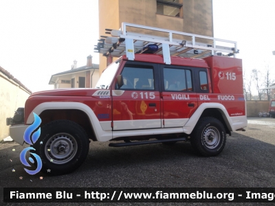 Iveco Massif Double Cab
Vigili del Fuoco
Comando Provinciale di Lodi
Distaccamento Volontario di Casalpusterlengo (LO)
Allestimento Iveco-Magirus
Ricondizionato Fortini
VF 25946
Parole chiave: Iveco Massif_Double_Cab VF25946 santa_barbara_2019