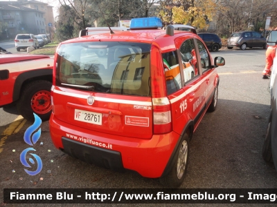 Fiat panda 4x4 Climbing I serie
Vigili del Fuoco
Comando Provinciale di Lodi
Distaccamento Volontario di Casalpusterlengo (LO)
Veicolo proveniente da confisca allestito come componente Colonna Mobile con livrea non ministeriale.
Allestita Fortini
VF 28761
Parole chiave: Fiat Nuova_Panda_4x4_Climbing_Iserie VF28761 santa_barbara_2019