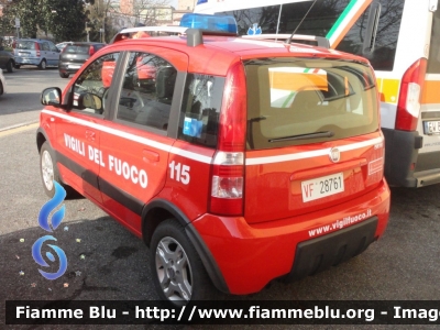 Fiat panda 4x4 Climbing I serie
Vigili del Fuoco
Comando Provinciale di Lodi
Distaccamento Volontario di Casalpusterlengo (LO)
Veicolo proveniente da confisca allestito come componente Colonna Mobile con livrea non ministeriale.
Allestita Fortini
VF 28761
Parole chiave: Fiat Nuova_Panda_4x4_Climbing_Iserie VF28761 santa_barbara_2019