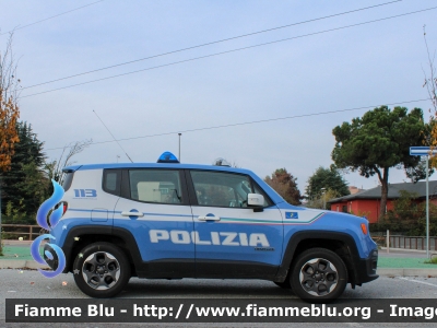 Jeep Renegade 
Jeep Renegade
Polizia di Stato
Polizia Stradale
Allestita Nuova Carrozzeria Torinese
Decorazione Grafica Artlantis
POLIZIA N5906
Parole chiave: Jeep Renegade POLIZIAN5906