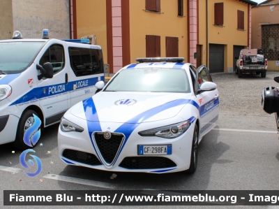 Alfa Romeo Nuova Giulia
Polizia Locale
Unione Valnure Valchero (PC)
Veicolo Proveniente da Confisca
Allestimento Bertazzoni
Parole chiave: Alfa-Romeo Nuova_Giulia