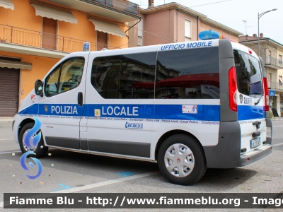 Renault Traffic II serie
Polizia Locale
Unione Valnure Valchero (PC)
Allestimento Bertazzoni
Ufficio Mobile
Polizia Locale YA 278 AB
Parole chiave: Renault Traffic_IIserie PoliziaLocaleYA278AB