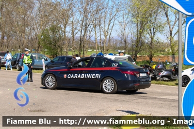 Alfa Romeo Nuova Giulia
Carabinieri
Allestimento FCA
CC EE 320

100° Anniversario fondazione AM
Parole chiave: Alfa-Romeo Nuova_Giulia CCEE320 100°Anniversario