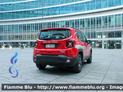 Jeep Renegade restyle
Vigili del Fuoco
Veicoli acquisiti dalla Direzione Regionale Lombardia
Allestimento Bertazzoni
VF 30235

Fotografata in occasione della Fratellanza della strada
Parole chiave: Jeep Renegade_restyle VF30235