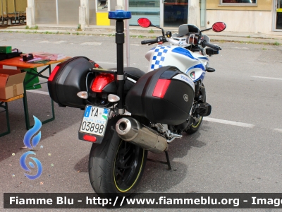 BMW k1200
Polizia Locale
Unione Valnure Valchero (PC)
Allestimento Bertazzoni
Moto proveniente da Confisca
Polizia Locale YA 03898
Parole chiave: BMW k1200 PoliziaLocaleYA03898