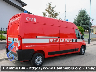 Fiat Ducato X290
Vigili del Fuoco
Comando Provinciale di Piacenza
VF 31735
Parole chiave: Fiat Ducato_X290 VF31735