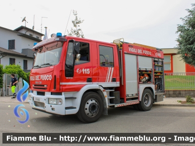 Iveco EuroCargo SuperCity 120E24 II serie
Vigili del Fuoco
Comando Provinciale di Piacenza
AutoPompaSerbatoio allestimento Iveco-Magirus
Equipaggiato con DAE
VF 24526
Parole chiave: Iveco EuroCargo_SuperCity_120E24_IIserie VF24526