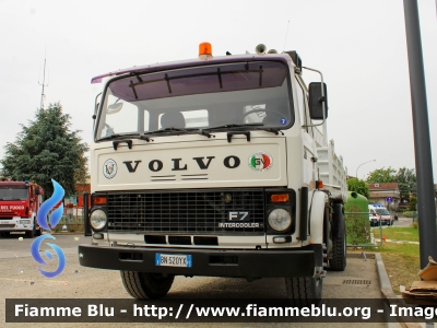 Volvo F7
Protezione Civile
Gruppo Vega
San Giorgio Piacentino (PC)
Parole chiave: Volvo F7