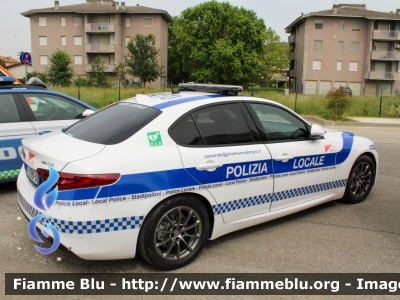 Alfa Romeo Nuova Giulia
Polizia Locale
Unione Valnure Valchero (PC)
Veicolo Proveniente da Confisca
Allestimento Bertazzoni
Parole chiave: Alfa-Romeo Nuova_Giulia