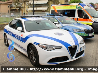 Alfa Romeo Nuova Giulia
Polizia Locale
Unione Valnure Valchero (PC)
Veicolo Proveniente da Confisca
Allestimento Bertazzoni
Parole chiave: Alfa-Romeo Nuova_Giulia