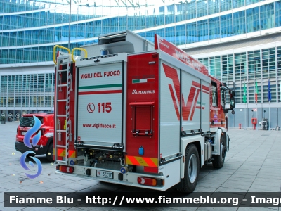 Iveco EuroCargo 120E25 IV serie
Vigili del Fuoco
Comando Provinciale di Milano
AutoPompaSerbatoio allestimento Magirus
VF 32217

Fotografato in occasione della fratellanza della strada
Parole chiave: Iveco EuroCargo_120E25_IVserie VF32217