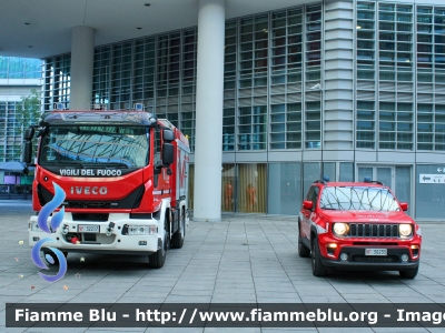 Iveco EuroCargo 120E25 IV serie
Vigili del Fuoco
Comando Provinciale di Milano
AutoPompaSerbatoio allestimento Magirus
VF 32217

Fotografato in occasione della fratellanza della strada
Parole chiave: Iveco EuroCargo_120E25_IVserie VF32217