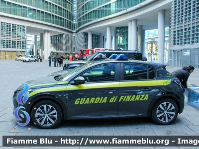 Peugeot e-208
Guardia di Finanza
Allestimento Focaccia
GdiF 083 BQ

Fotografata in Occasione della Fratellanza della Strada
Parole chiave: Peugeot e-208 GdiF083BQ