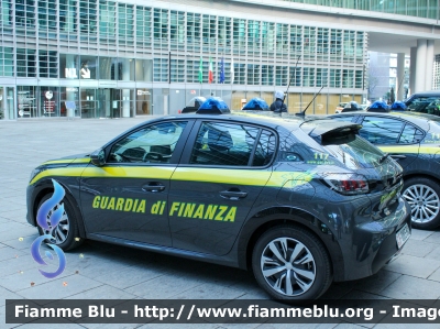 Peugeot e-208
Guardia di Finanza
Allestimento Focaccia
GdiF 083 BQ

Fotografata in Occasione della Fratellanza della Strada
Parole chiave: Peugeot e-208 GdiF083BQ