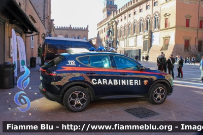 Alfa-Romeo Tonale
Carabinieri
Nucleo Operativo Radiomobile
Allestimento FCA
CC EN 405

Celebrazioni del IV Novembre 2023
Parole chiave: Alfa-Romeo Tonale CCEN405  IVNovembre2023