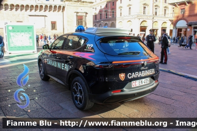 Alfa-Romeo Tonale
Carabinieri
Nucleo Operativo Radiomobile
Allestimento FCA
CC EN 405

Celebrazioni del IV Novembre 2023
Parole chiave: Alfa-Romeo Tonale CCEN405  IVNovembre2023