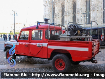 Land Rover Defender 130
Vigili del Fuoco
Comando Provinciale di Milano
VF 18369

Fotografato in occasione della Festa della Repubblica 2022
Parole chiave: Land-Rover Defender_130 VF18369 festa_della_repubblica