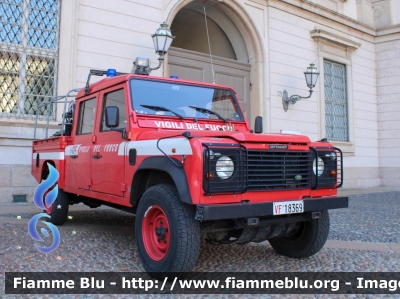 Land Rover Defender 130
Vigili del Fuoco
Comando Provinciale di Milano
VF 18369

Fotografato in occasione della Festa della Repubblica 2022
Parole chiave: Land-Rover Defender_130 VF18369 festa_della_repubblica