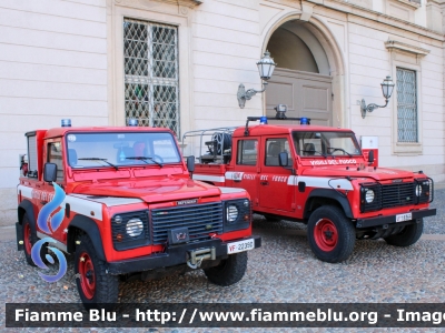 Land Rover Defender 90
Vigili del Fuoco
Comando Provinciale Milano
VF 22390

Fotografato in occasione della Festa della Repubblica 2022
Parole chiave: Land-Rover Defender_90 VF22390