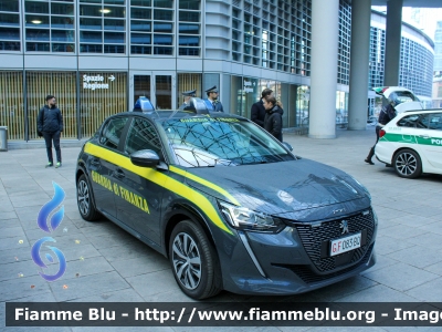 Peugeot e-208
Guardia di Finanza
Allestimento Focaccia
GdiF 083 BQ

Fotografata in Occasione della Fratellanza della Strada
Parole chiave: Peugeot e-208 GdiF083BQ