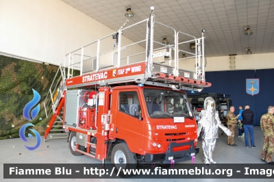 Bonetti F100X 4x4 II serie
Aeronautica Militare
Aeroporto di Verona-Villafranca - 3° Stormo
Servizio Antincendio
STRATEVAC
Allestimento Cristanini
AM CW 276

100° Anniversario fondazione AM
Parole chiave: Bonetti F100X_4x4_IIserie AMCW276 100°Anniversario