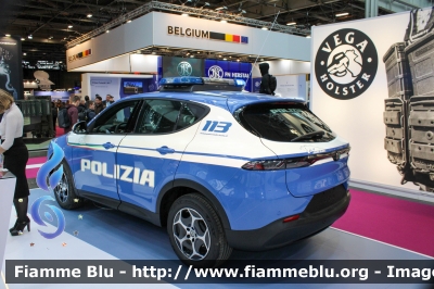  Alfa-Romeo Tonale 
Polizia di Stato
Squadra Volante
Allestimento FCA
Esposto alla MILIPOL di Parigi 2023 
Parole chiave:  Alfa-Romeo Tonale 