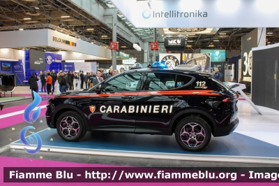 Alfa-Romeo Tonale
Carabinieri
Nucleo Operativo Radiomobile
Allestimento FCA
Esposto alla MILIPOL di Parigi 2023
Parole chiave: Alfa-Romeo Tonale