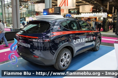 Alfa-Romeo Tonale
Carabinieri
Nucleo Operativo Radiomobile
Allestimento FCA
Esposto alla MILIPOL di Parigi 2023
Parole chiave: Alfa-Romeo Tonale