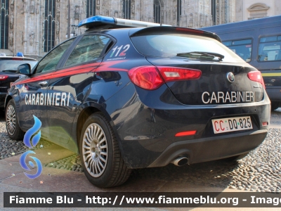 Alfa Romeo Nuova Giulietta restyle
Carabinieri
Pattuglia Mobile di Zona
Allestita NCT Nuova Carrozzeria Torinese
Decorazione Grafica Artlantis
CC DQ 825

Fotografata in occasione della Festa dell Repubblica Italiana 2022
Parole chiave: Alfa-Romeo Nuova_Giulietta_restyle CCDQ825 festa_della_repubblica