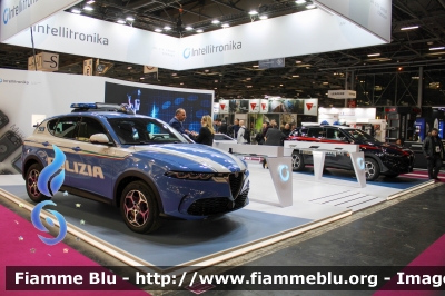  Alfa-Romeo Tonale 
Polizia di Stato
Squadra Volante
Allestimento FCA
Esposto alla MILIPOL di Parigi 2023 
Parole chiave:  Alfa-Romeo Tonale 