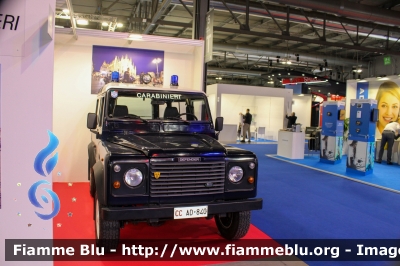 Land-Rover Defender 90
Carabinieri
Veicolo storico
Gruppo auto moto storiche dell'Arma
Pastrengo - Verona
CC AD 840

Esposto alla Fiera della Sicurezza di Milano 2023
Parole chiave: Land-Rover Defender_90