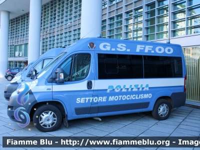 Fiat Ducato X250
Polizia di Stato
Gruppo Sportivo Fiamme Oro
Settore Motociclismo
POLIZIA H3213
Parole chiave: Fiat Ducato_X250 POLIZIAH3213