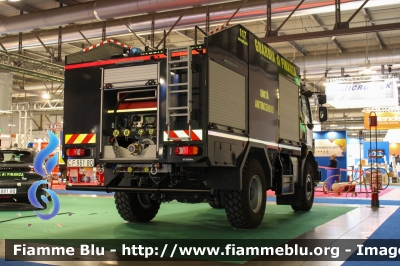 Volvo FL 814R 4x4 V serie
Guardia di Finanza
Reparto Operativo Aereonavale
Centro di Aviazione di Pratica di Mare
Allestimento Rosenfire
GdiF 961 BQ 

Esposto alla Fiera della Sicurezza di Milano 2023
Parole chiave: Volvo_FL_814R_4x4_Vserie GdiF961BQ 