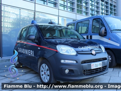 Fiat Nuova Panda II serie
Carabinieri
CC DJ 156
Parole chiave: Fiat Nuova_Panda_IIserie CCDJ156