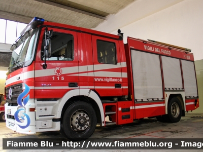 Mercedes-Benz Actros 1841 II serie 
Vigili del Fuoco
Comando Provinciale di Milano
Distaccamento Volontario di Melegnano (MI)
AutoPompaSerbatoio allestimento Bai
VF 24473

Fotografata in occasione di Santa Barbara 2022
Parole chiave: Mercedes-Benz Actros_1841_IIserie santa_barbara_2022