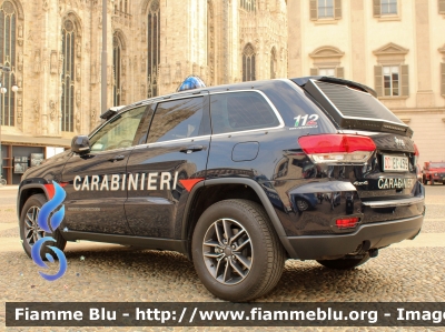 Jeep Grand Cherokee IV serie restyle
Carabinieri
III Reggimento "Lombardia"
Allestimento NCT Nuova Carrozzeria Torinese
CC EC 439

Fotografata in occasione della Festa della Repubblica Italiana 2022
Parole chiave: Jeep Grand_Cherokee IVserie CCEC439