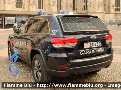 Jeep Grand Cherokee IV serie restyle
Carabinieri
III Reggimento "Lombardia"
Allestimento NCT Nuova Carrozzeria Torinese
CC EC 439

Fotografata in occasione della Festa della Repubblica Italiana 2022
Parole chiave: Jeep Grand_Cherokee IVserie CCEC439