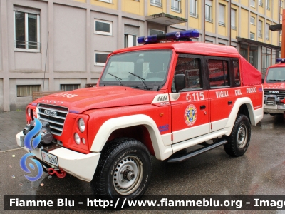 Iveco Massif pick up doppia cabina
Vigili del Fuoco
Comando Provinciale di Como
Nucleo NBCR
Fuoristrada allestimento Iveco-Magirus
VF 26288

Fotografato in occasione di Santa Barbara 2022
Parole chiave: Iveco Massif_pick-up_doppia_cabina VF26288 Santa_Barbara_2022