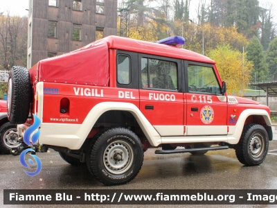 Iveco Massif pick up doppia cabina
Vigili del Fuoco
Comando Provinciale di Como
Nucleo NBCR
Fuoristrada allestimento Iveco-Magirus
VF 26288

Fotografato in occasione di Santa Barbara 2022
Parole chiave: Iveco Massif_pick-up_doppia_cabina VF26288 Santa_Barbara_2022