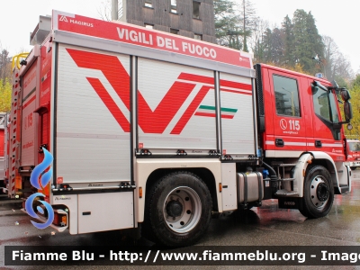 Iveco EuroCargo 120E25 IV serie - NewCity 2020
Vigili del Fuoco
Comando Provinciale di Como
AutoPompaSerbatoio allestimento Magirus
Ricondizionato Divitec
VF 31434
VF 31863

Fotografato in occasione di Santa Barbara 2022
Parole chiave: Iveco EuroCargo_120E25_IVserie - NewCity_2020 VF31434 VF31863 Santa_Barbara_2022