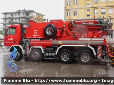 Astra HD7 84.42
Vigili del Fuoco
Comando Provinciale di Como
AutoGru da 40 ton allestimento Cormach
Restyling Maritan
VF 21620

Fotografato in occasione di Santa Barbara 2022
Parole chiave: Astra HD7_84.42 VF21620 Santa_Barbara_2022