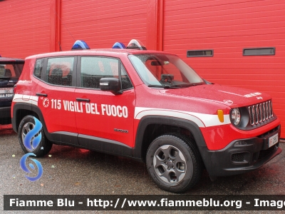 Jeep Renegade
Vigili del Fuoco
Comando Provinciale di Como
VF 28807

Fotografato in occasione di Santa Barbara 2022
Parole chiave: Jeep Renegade VF28807 Santa_Barbara_2022