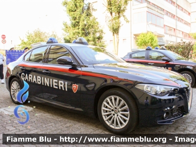 Alfa Romeo Nuova Giulia
Carabinieri
Nucleo Operativo Radiomobile
Allestimento FCA 
CC EE 323

Fotografata in occasione della festa per il 208° Anniversario della Fondazione del Corpo del Comando Provinciale di Lodi
Parole chiave: Alfa-Romeo Nuova_Giulia CCEE323