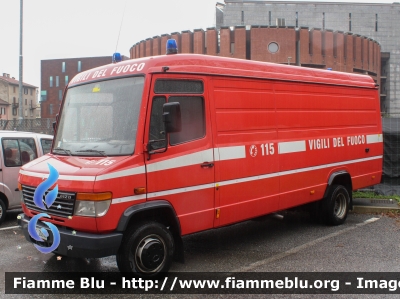 Mercedes-Benz Vario 612D
Vigili del Fuoco
Comando Provinciale di Ferrara
VF 20698

Fotografato in occasione di Santa Barbara 2022
Parole chiave: Mercedes-Benz Vario_612D VF20698 Santa_Barbara_2022