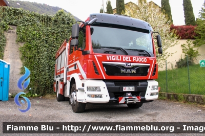 Man TGM 15.290 III serie
Vigili del Fuoco
Comando Provinciale di Brescia
Distaccamento Volontario di Lumezzane
Allestimento Fortini Servizi Antincendi
VF 29481
Parole chiave: Man TGM_15.290_IIIserie VF29481